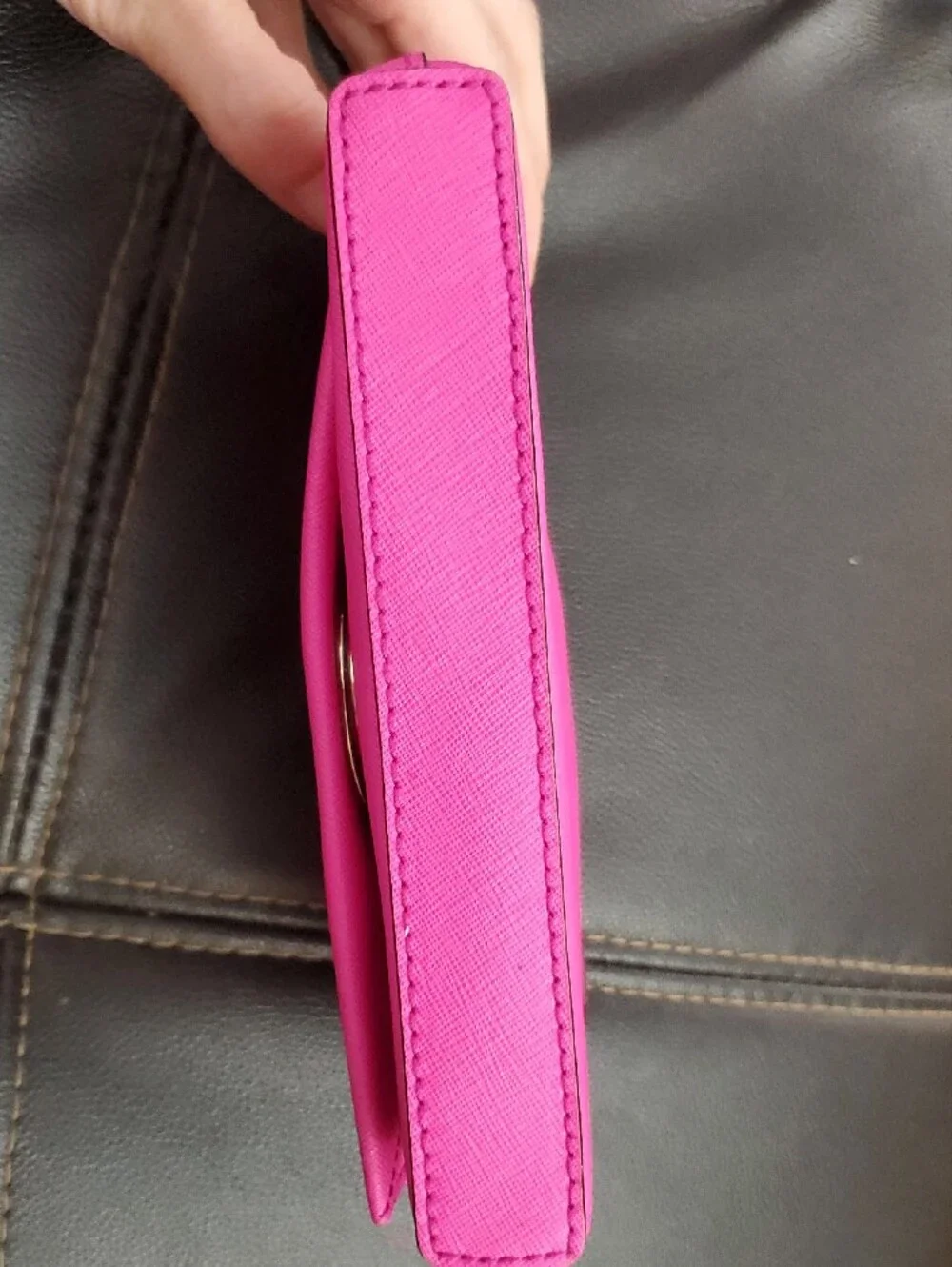 kate spade hot pink leather key & card holder with gold-tone turn lock